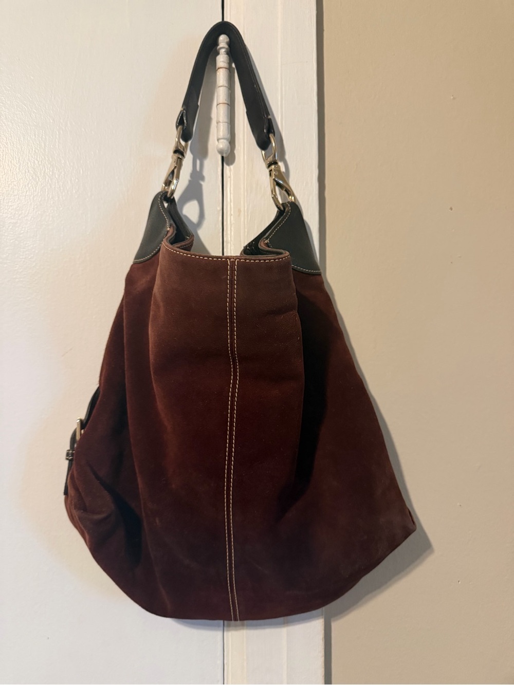 “Vintage” Dooney & Bourke suede slouchy bag - Picture 3 of 5